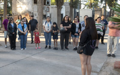 SE REALIZÓ LA VISITA GUIADA POR EL CEMENTERIO NOÉ FERREYRA