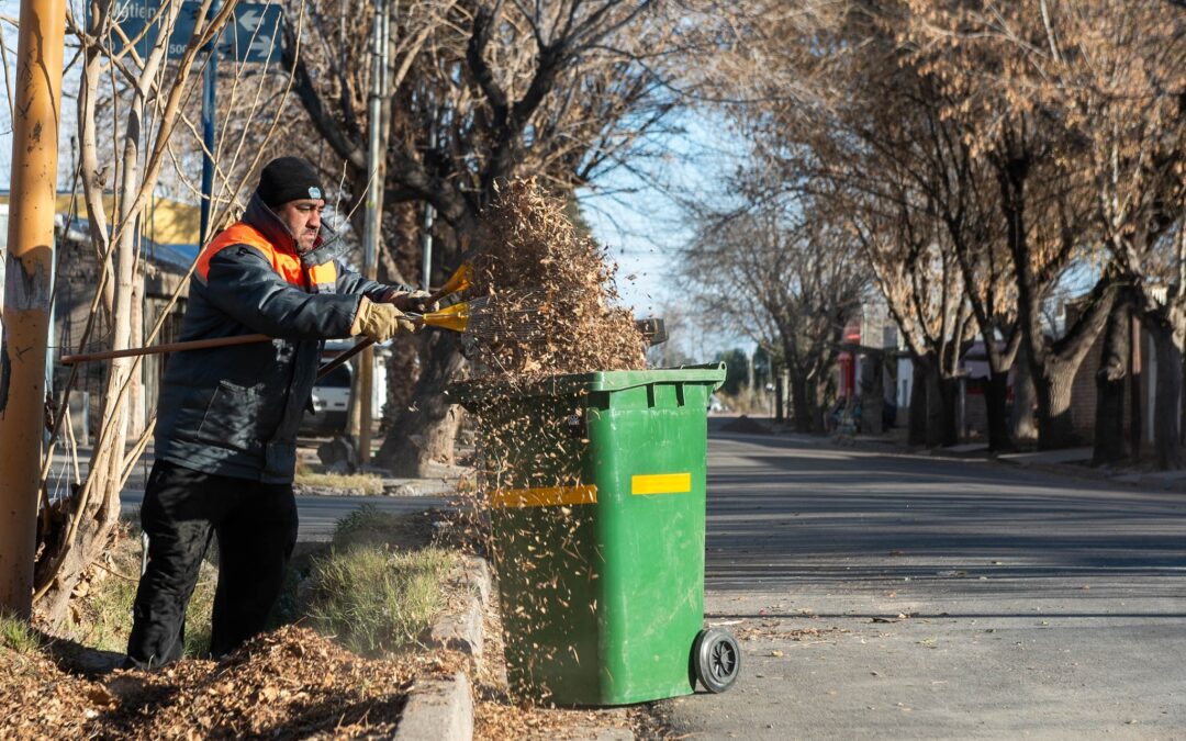 OPERATIVO DE LIMPIEZA EN EL BARRIO FADER